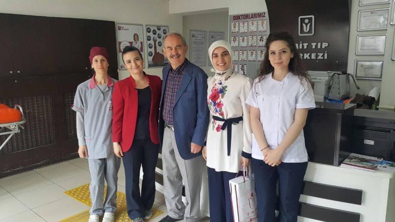 Eskişehir Büyükşehir Belediye Başkanı Prof. Dr. Yılmaz Büyükerşen, Ümit Tıp Merkezi'ne ziyareti. Eskişehir Büyükşehir Belediye Başkanı Prof. Dr. Yılmaz Büyükerşen, Ümit Tıp Merkezi'ne ziyareti.