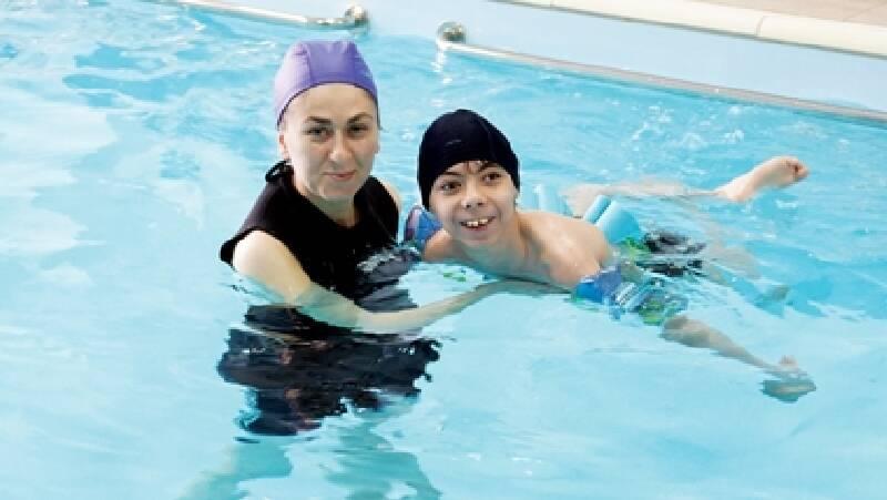 HYDROTHERAPHY (AQUATIC REHABILITATION) HYDROTHERAPHY (AQUATIC REHABILITATION)