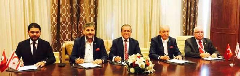 KKTC Sağlık Turizmi için tarihi imza Ankara'da atıldı KKTC Sağlık Turizmi için tarihi imza Ankara'da atıldı