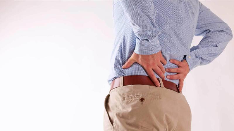 Bel Fıtığı Cerrahisinde Mikrodiskektomi Bel Fıtığı Cerrahisinde Mikrodiskektomi